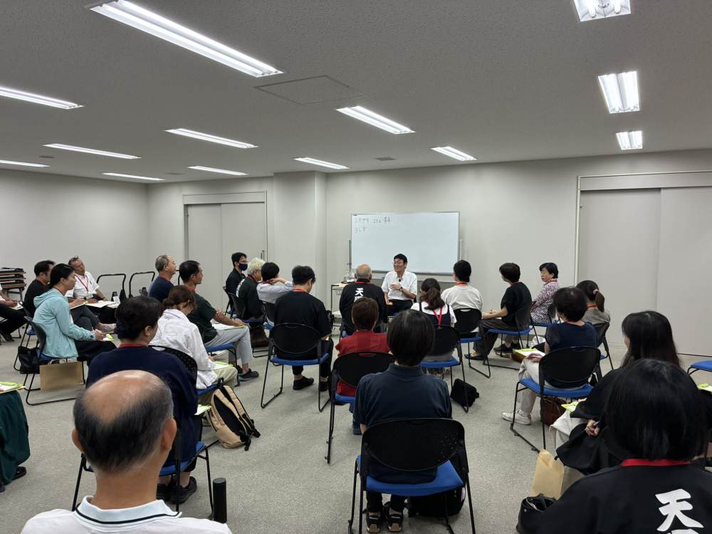カウンセリングをテーマにした勉強会の会場全景