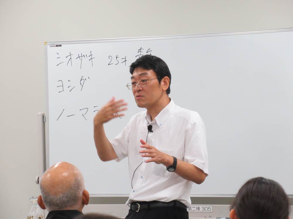相談者と聴き手に分かれて行ったロールプレイ演習